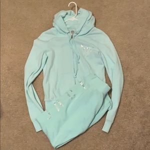 Victoria Secrer Pink zip up hoodie and sweatpants